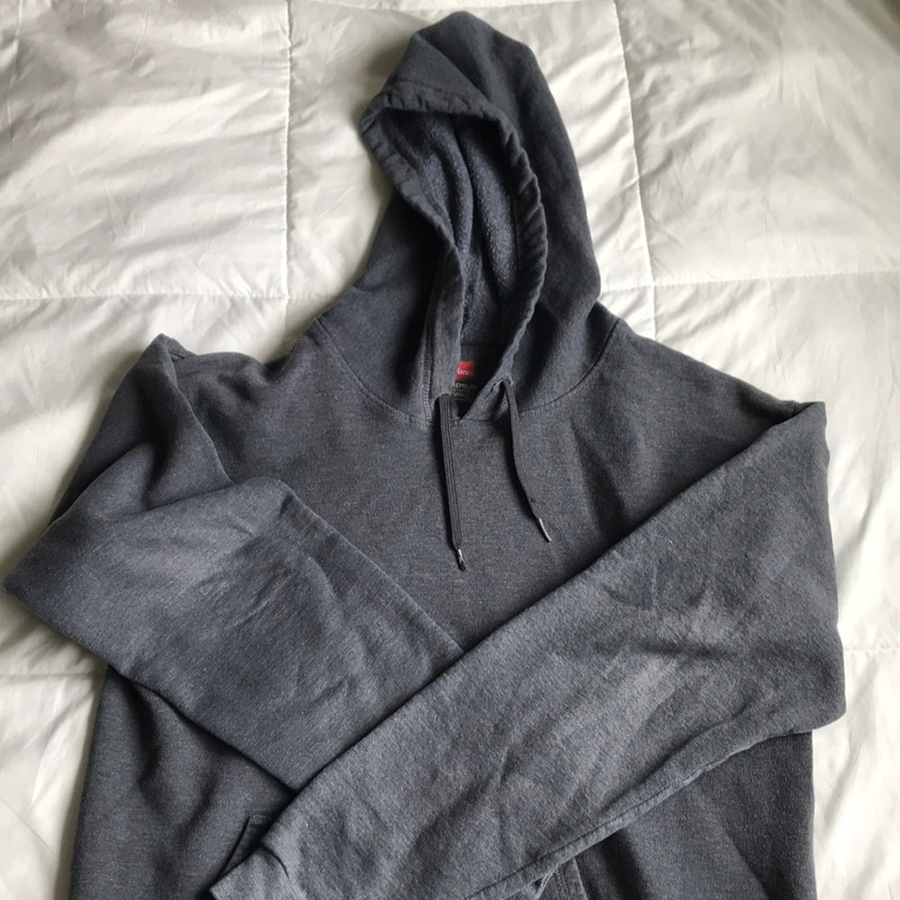 cute plain grey hoodie💜